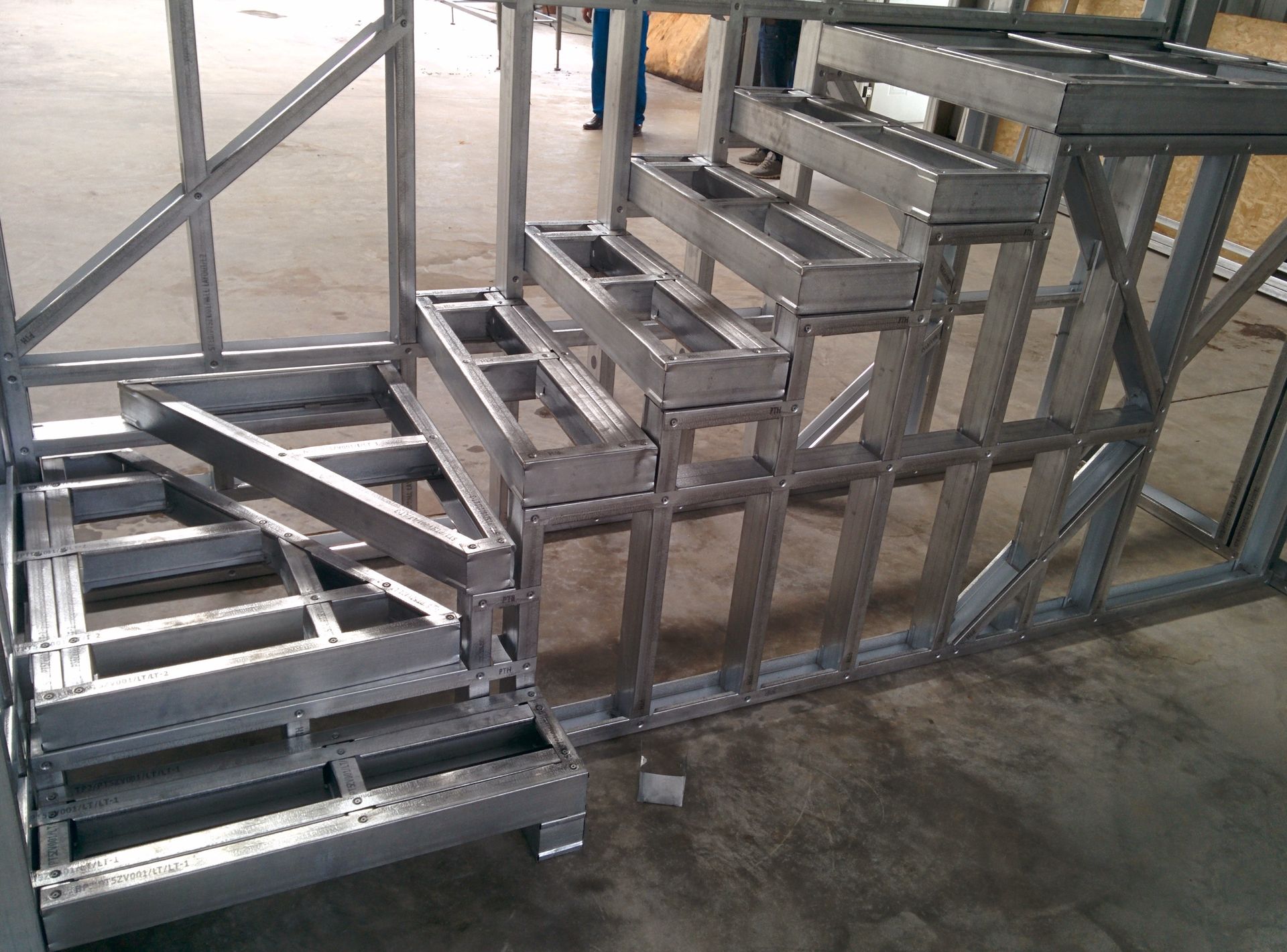 CALCULO STEEL FRAME