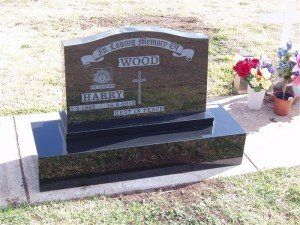 Black polished headstone — Headstones in Dubbo, NSW