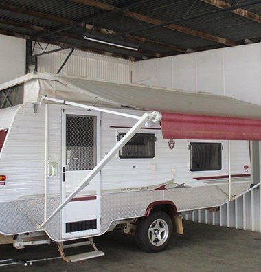 Caravan Model 9 — Caravan Experts In The Charters Towers Region, QLD
