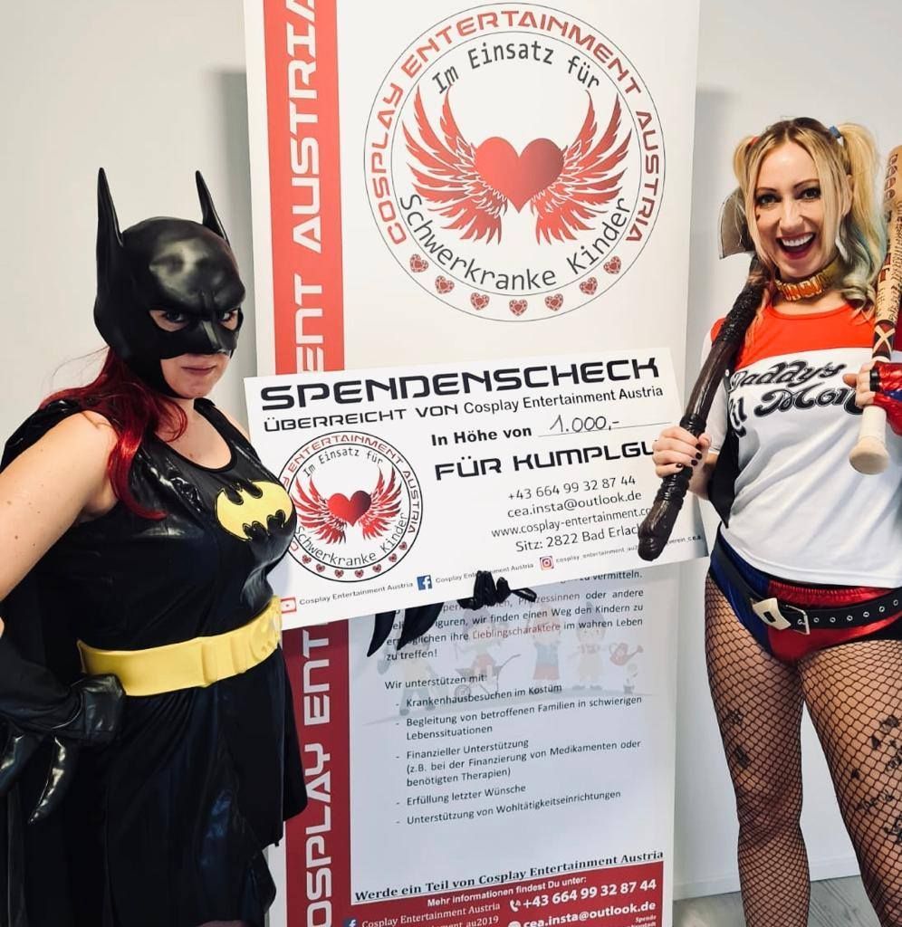 Spendenscheck von Cosplay an Kumpl GL