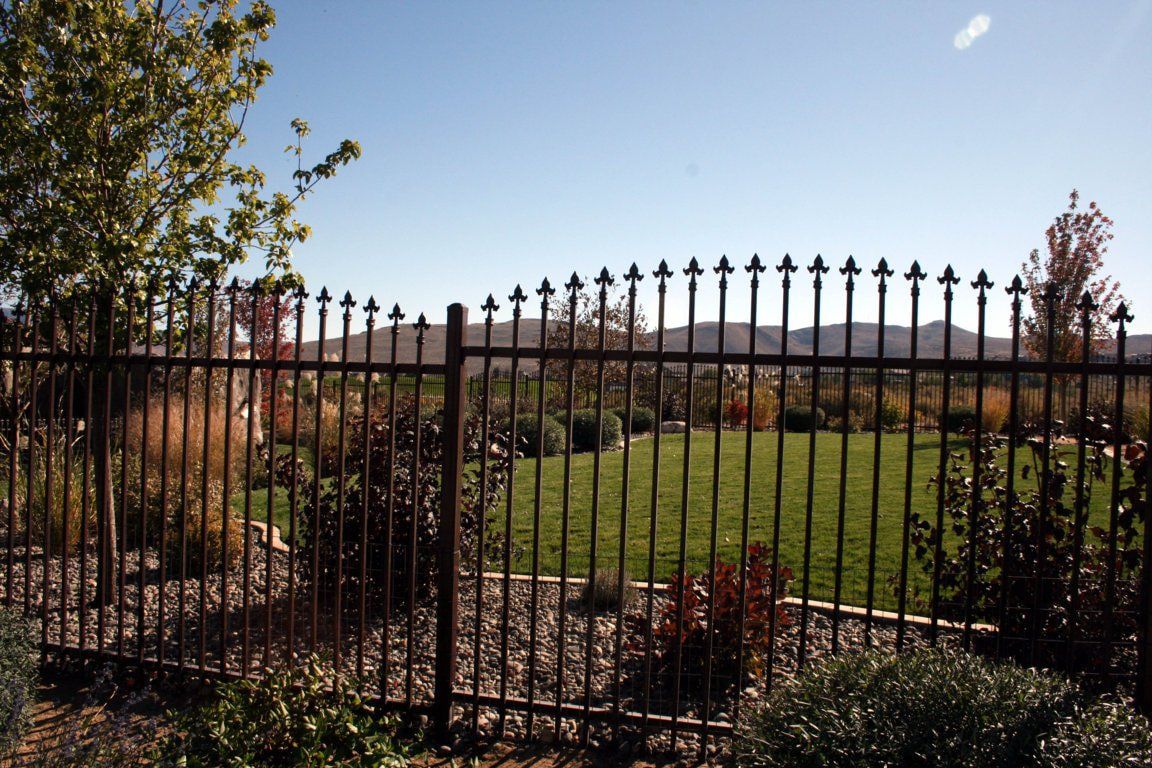 Black Fence — Sparks, NV — Tholl Fence, Inc.