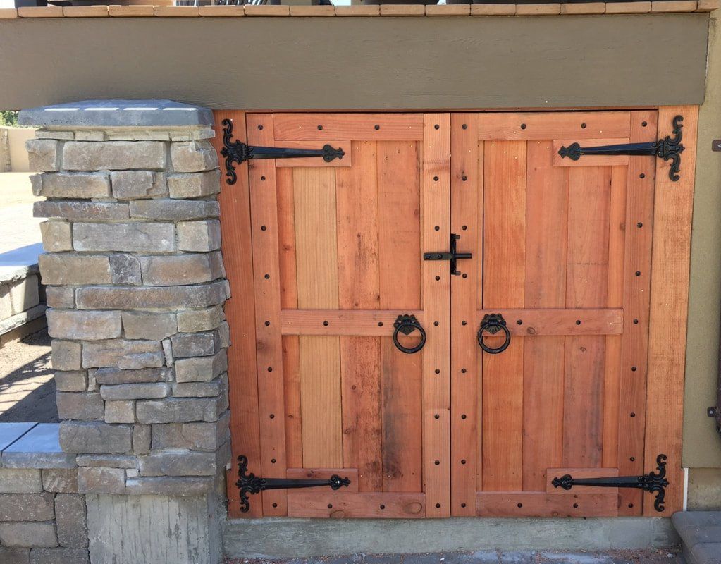 Wooden Gate — Sparks, NV — Tholl Fence, Inc.
