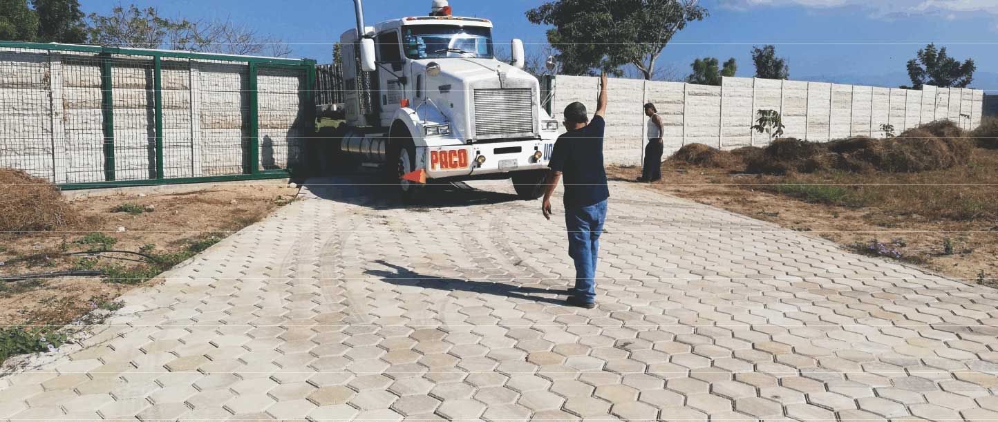 Tablas de concreto y postes para bardas