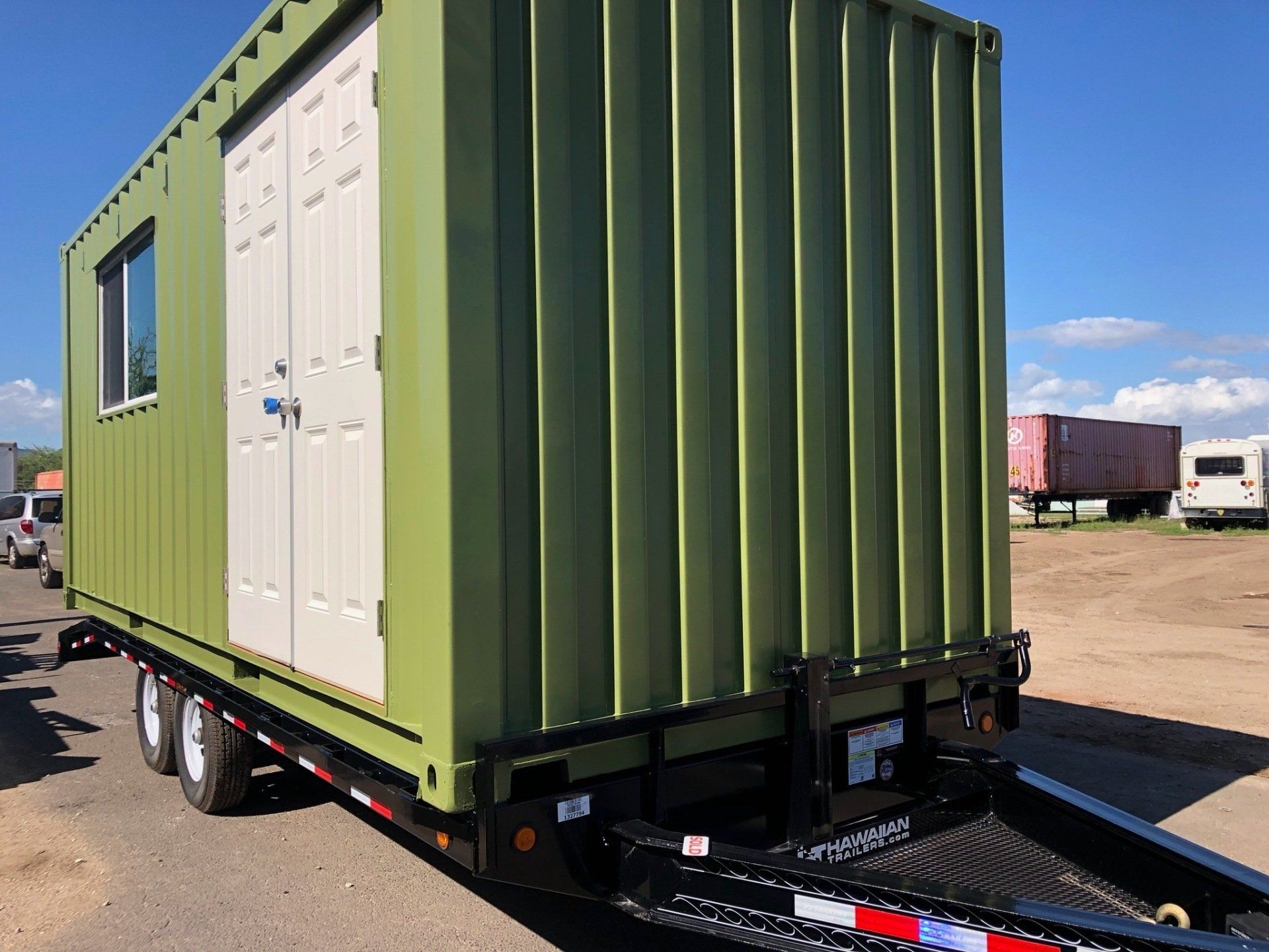 20 ft Custom Shipping Container Space with double door loaded for delivery