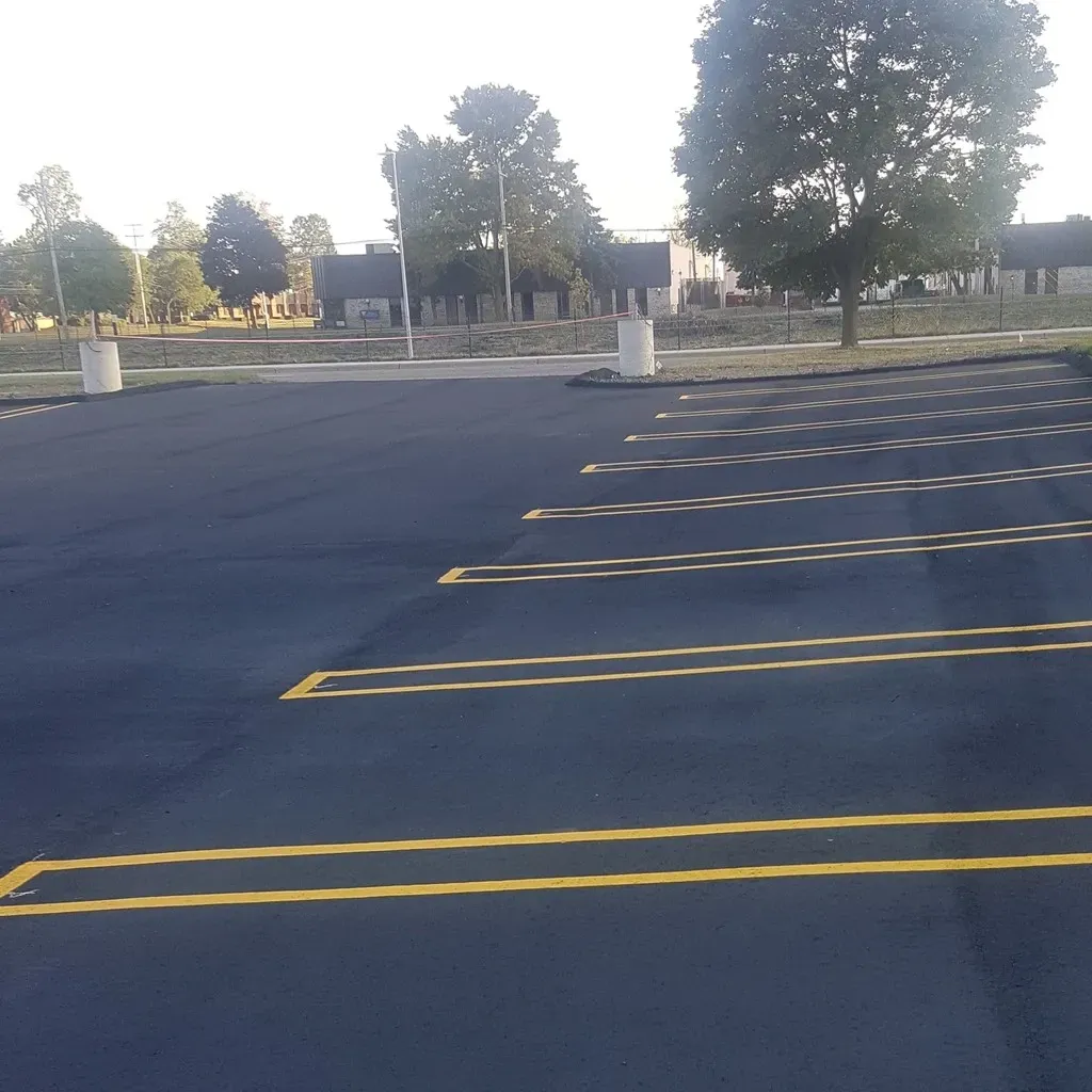 Asphalt paving company, Canton, MI. Asphalt parking lot, DJs Paving.