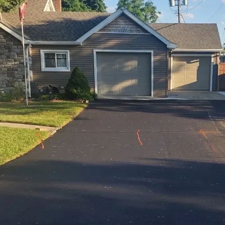 Asphalt paving company, Canton, MI. Asphalt driveway, DJs Paving.
