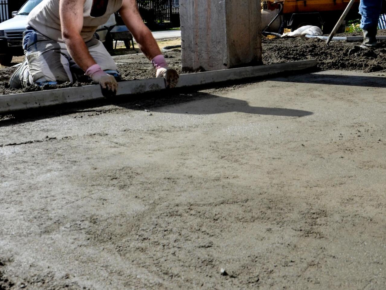 Concrete repair contractor in the Valley
