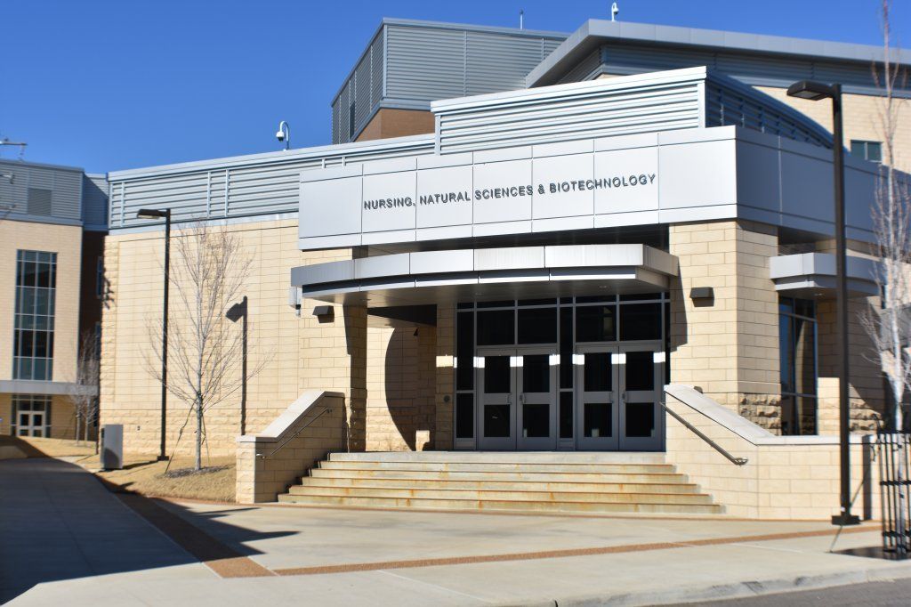 Granite — Southwest TN Community College Nursing, Natural Sciences & Biotechnoloty Bldg Entrance in Bartlett, TN
