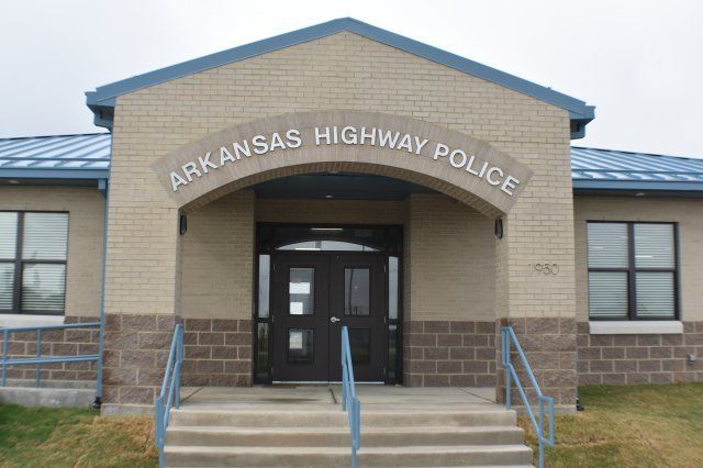 Burnished CMU — Arkansas Police Walkway in Bartlett, TN