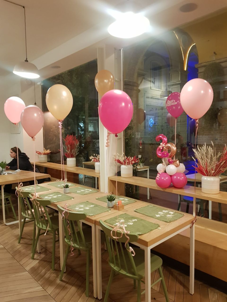 Allestimento palloncini rosa