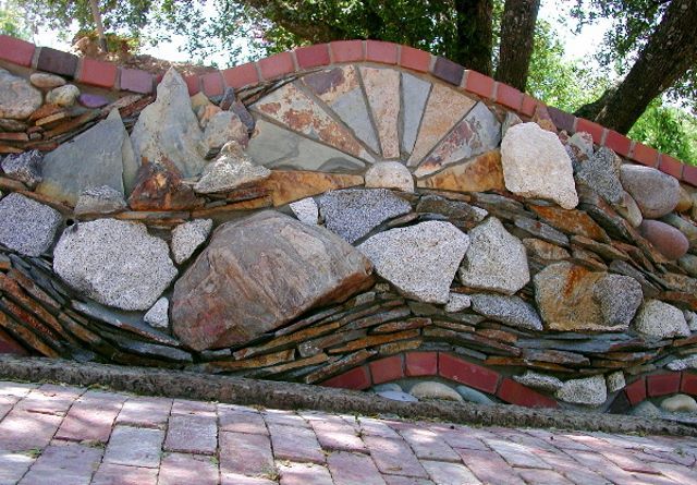stone art masonry retaining wall