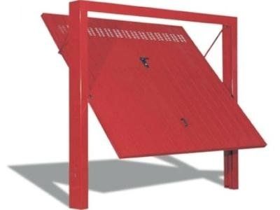 porta sezionale per garage rossa