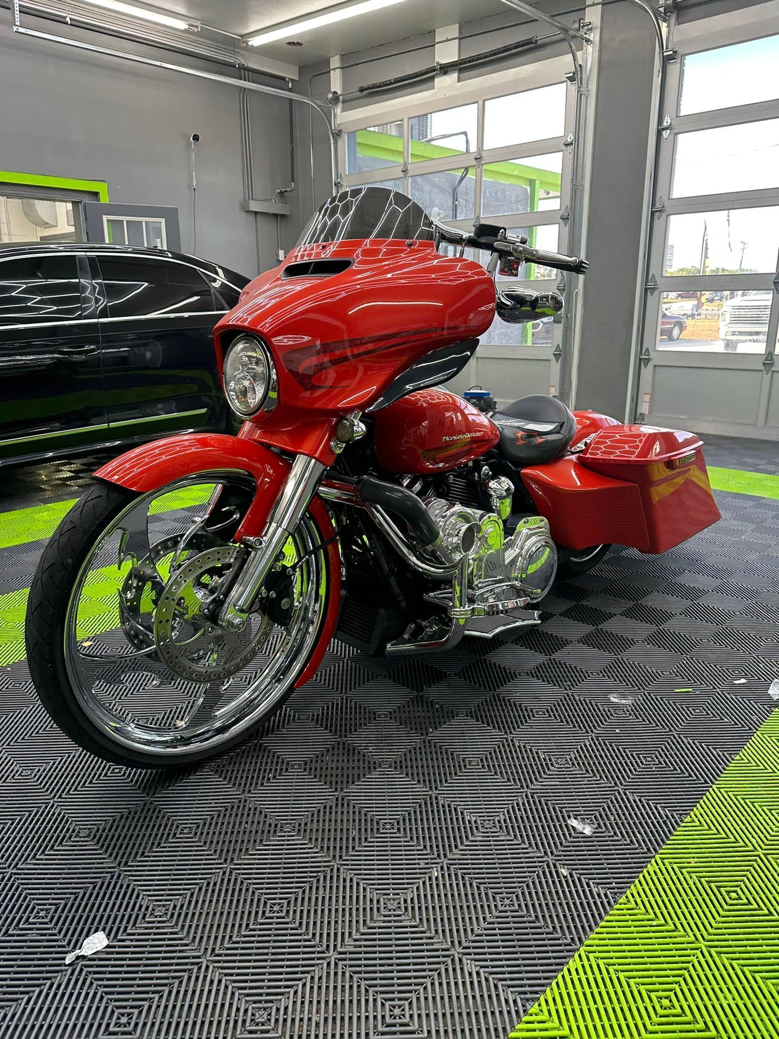 motorcycle auto detailing