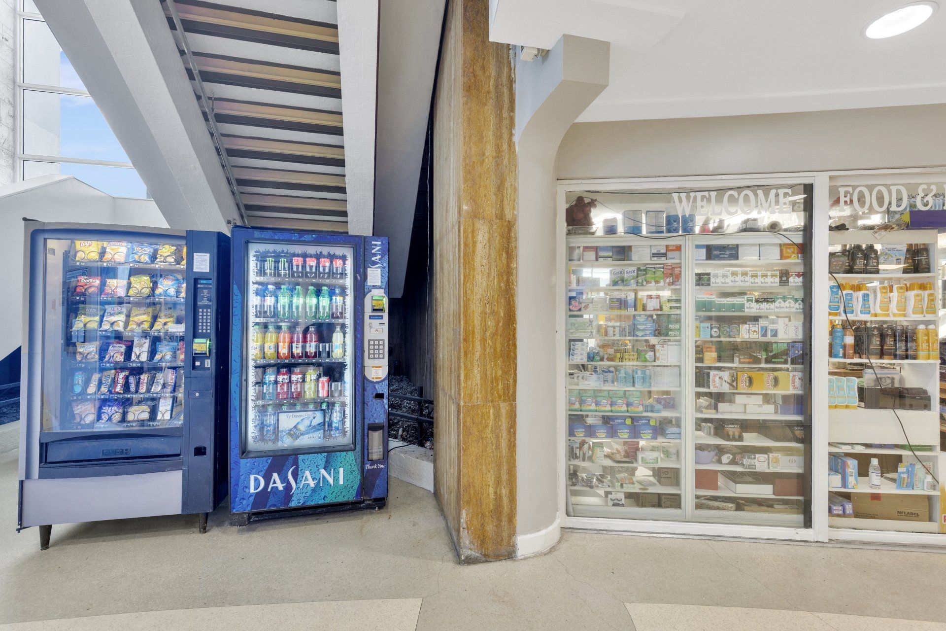 Supermarket & Vending Machines, LL Floor