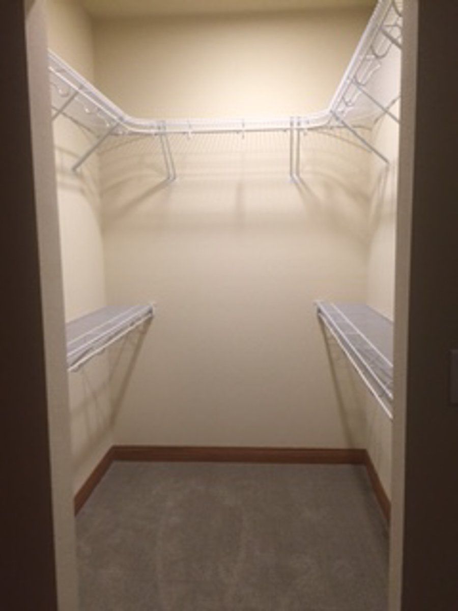 Walk-in Closet | Mabbett & Breeds