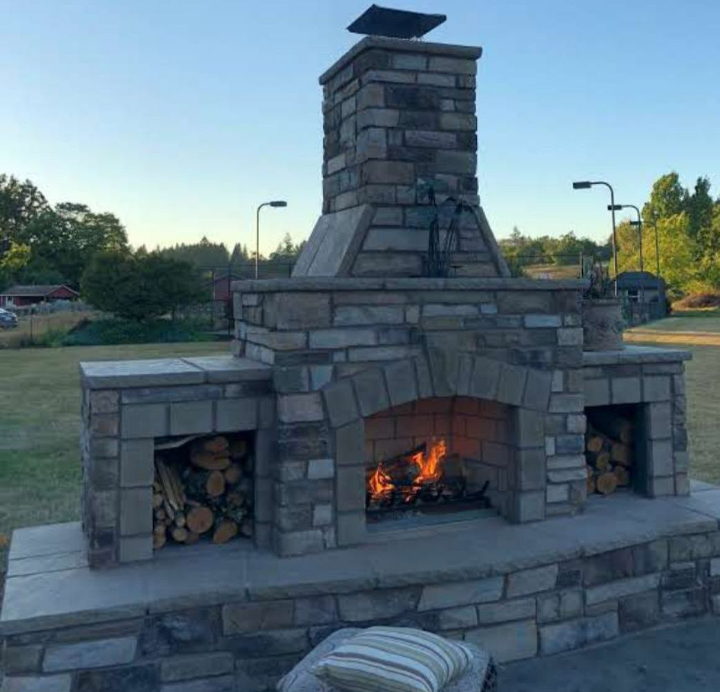 Outdoor Custom Built Fireplace Built Near Battle Ground, WA