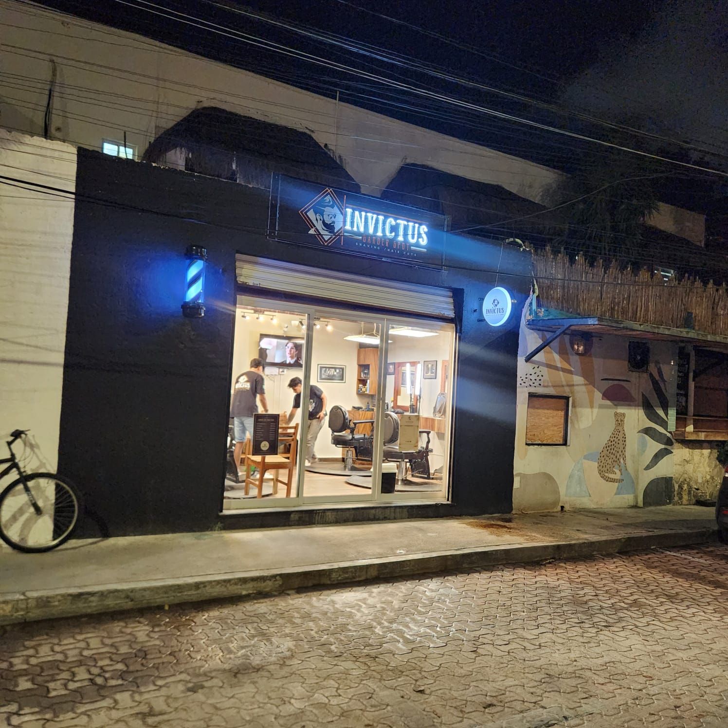 INVICTUS BARBER SPOT