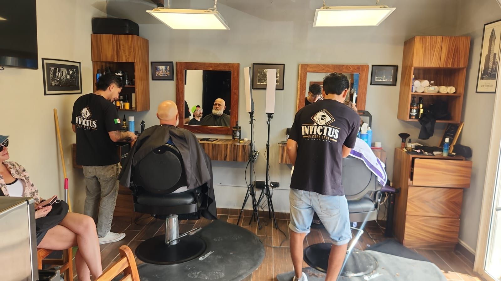 INVICTUS BARBER SPOT