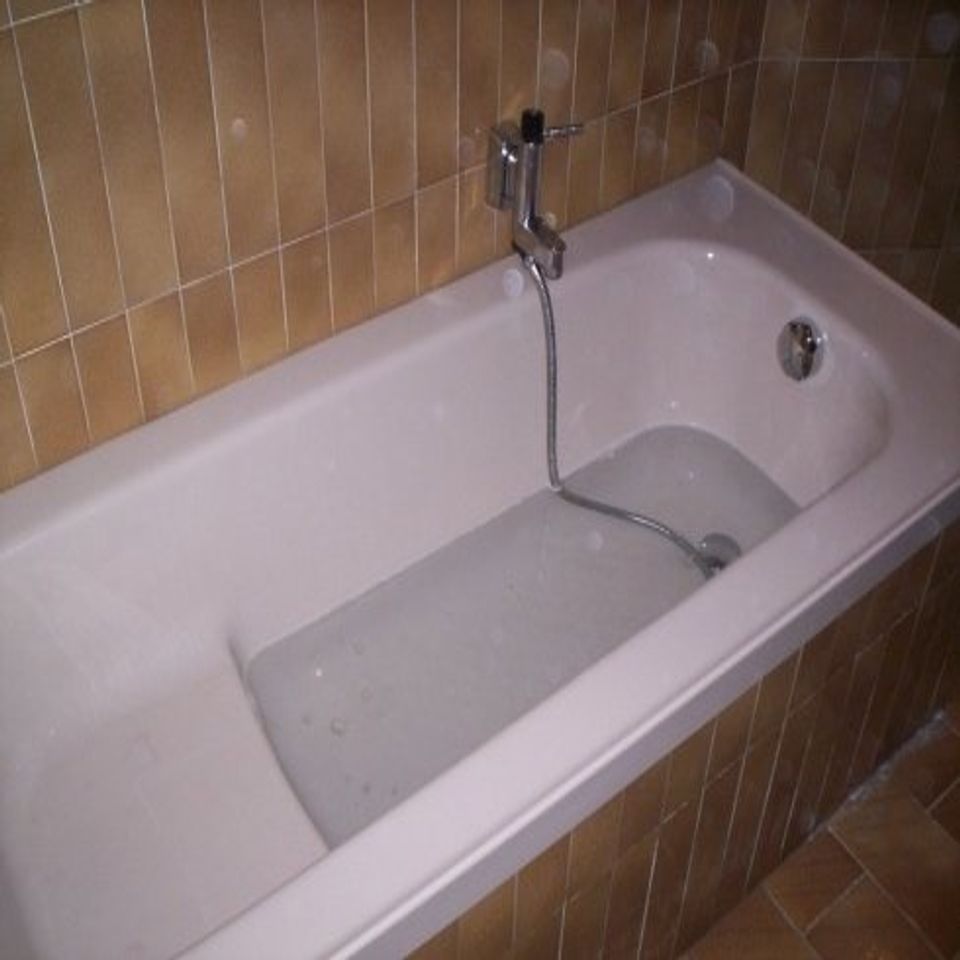 realizzazione vasca su vasca esistente