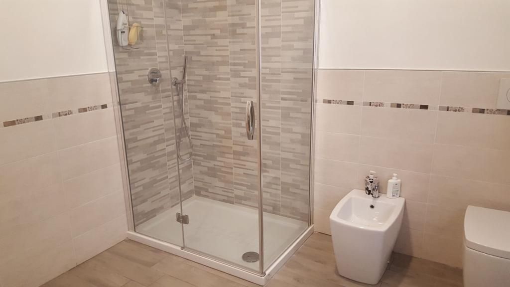 trasformazione vasca in doccia