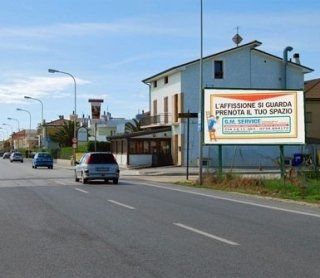 cartellone pubblicitario