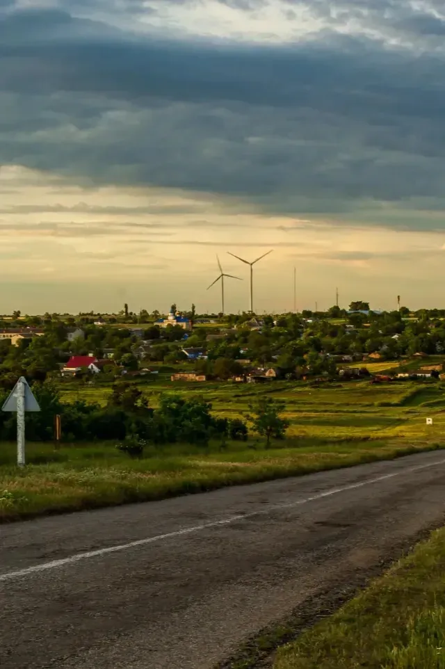 Burleson, TX landscape representing local service area