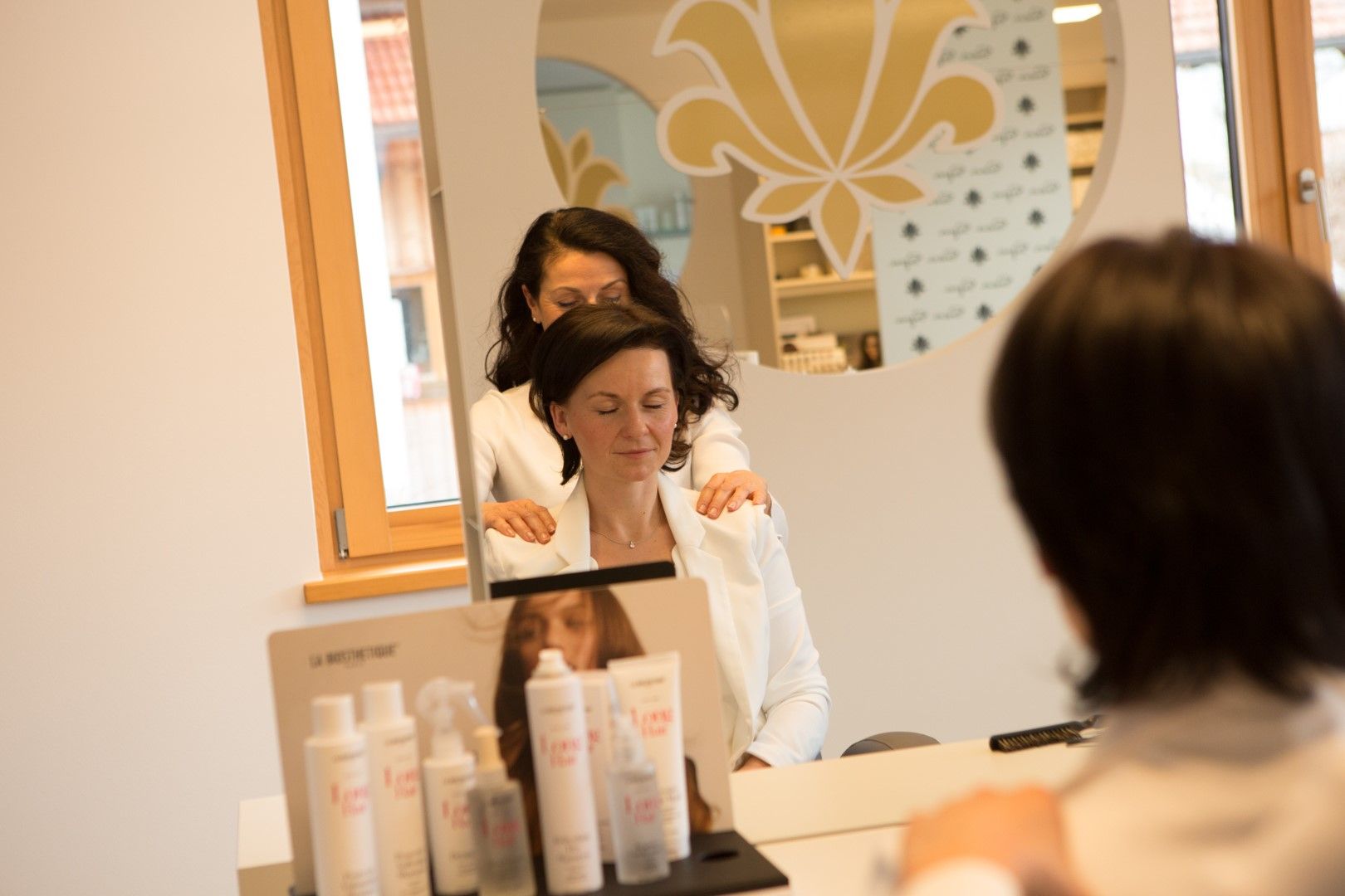 Nackenmassage bei Sea Spa Hair & Beauty