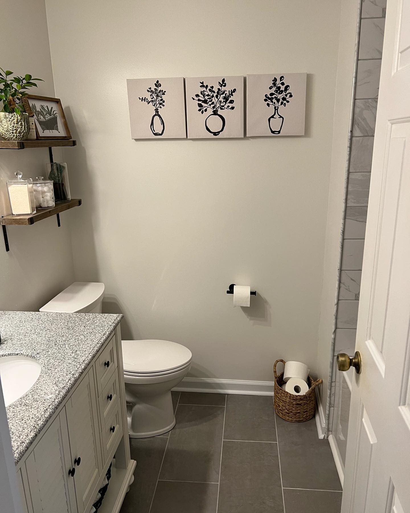 Essential Features for a Functional Family Bathroom