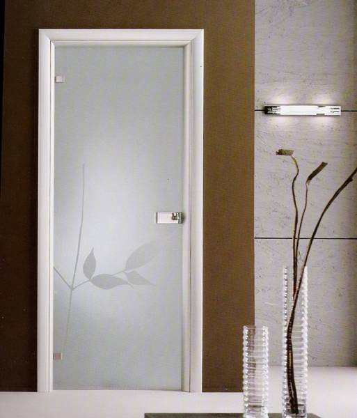 porta in vetro decorato