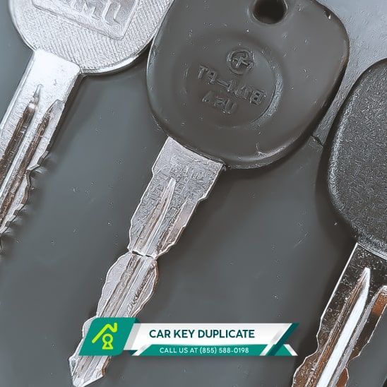 One Metal Car Key and Two Transponder Car Keys.