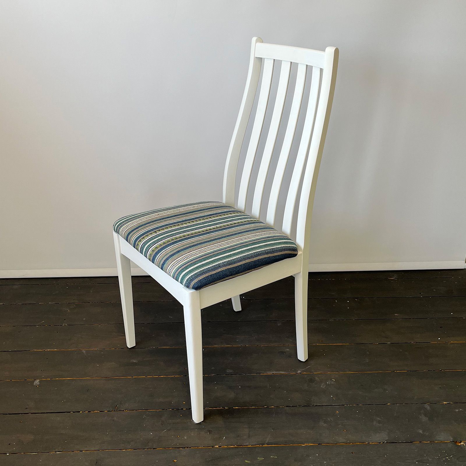 Ercol style chair ready for painting