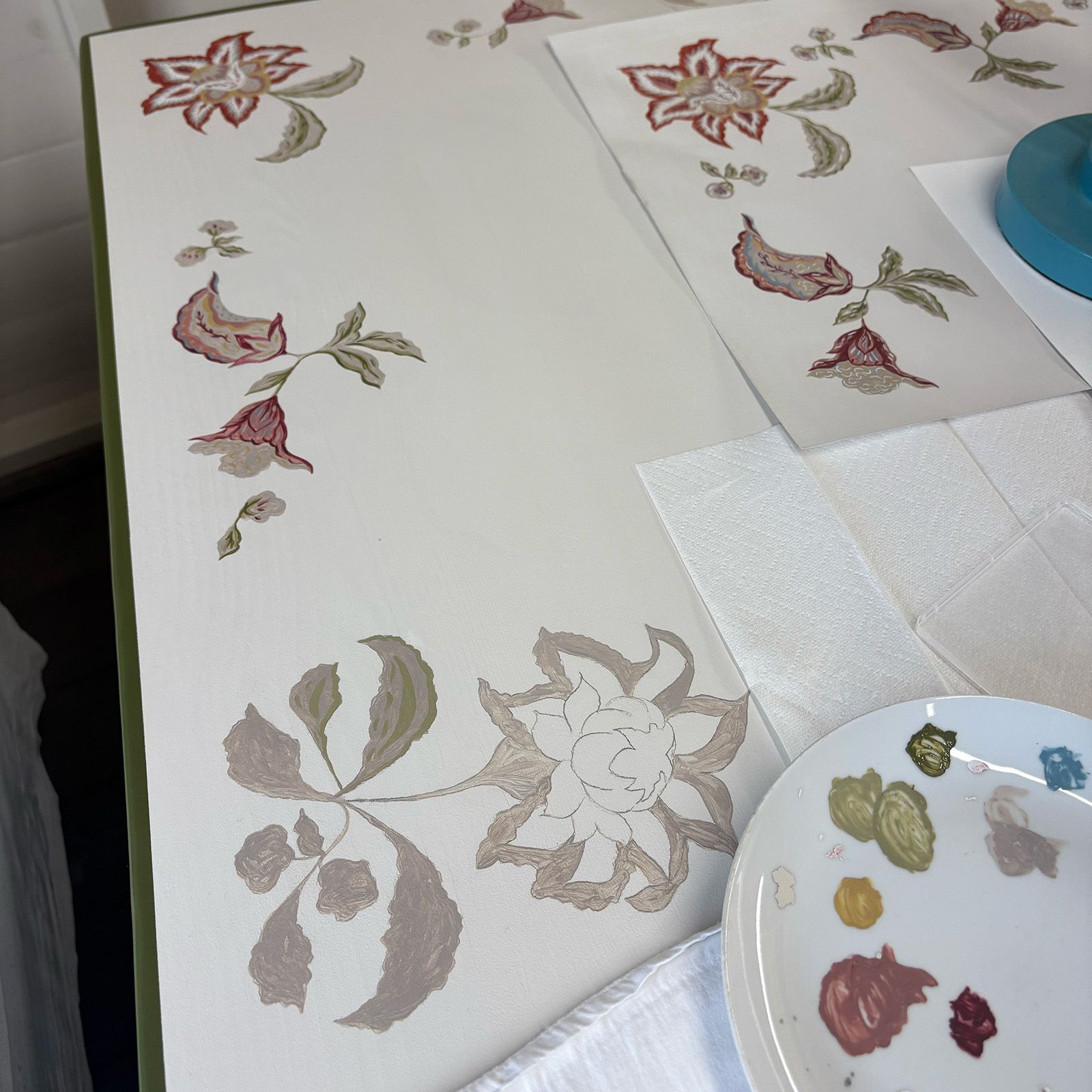 Rustic dining table painted by Helen Bateman Upcycled