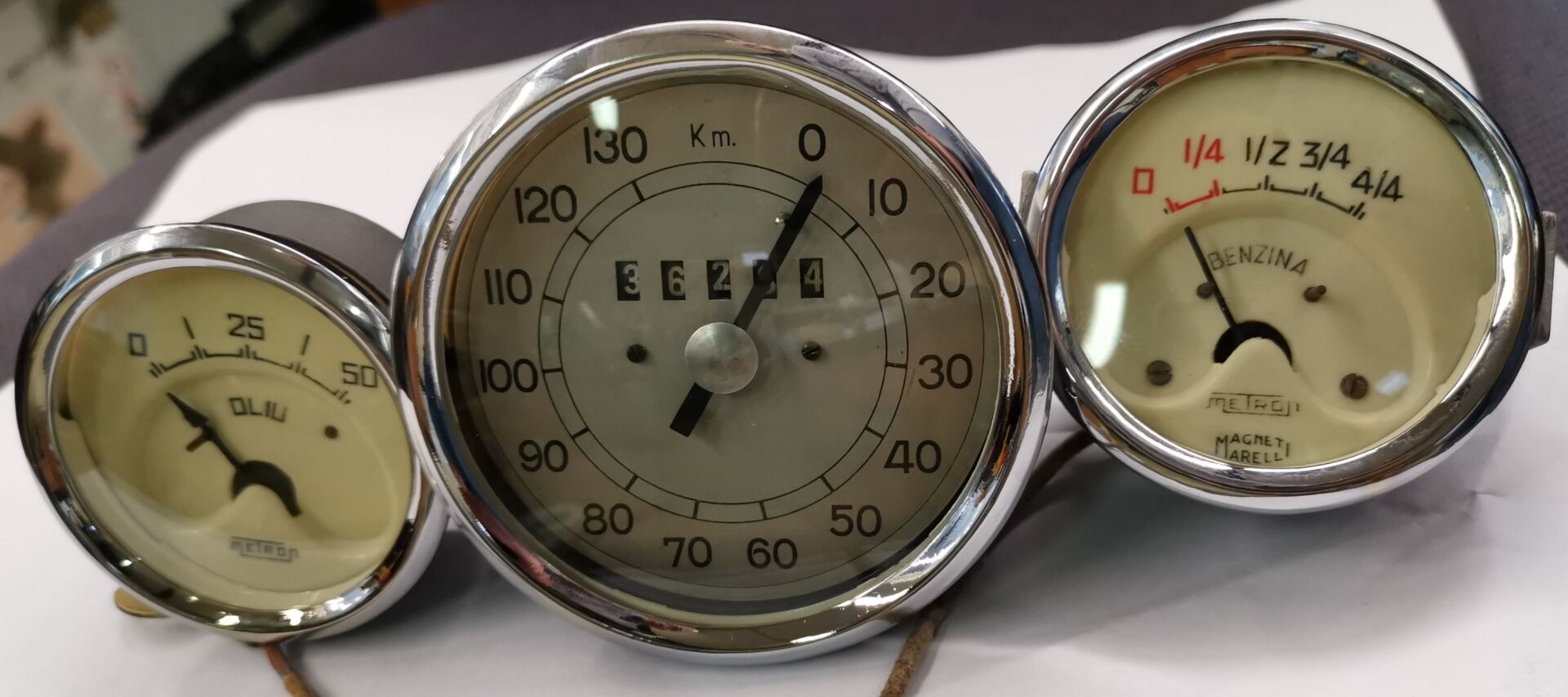 contachilometri analogici