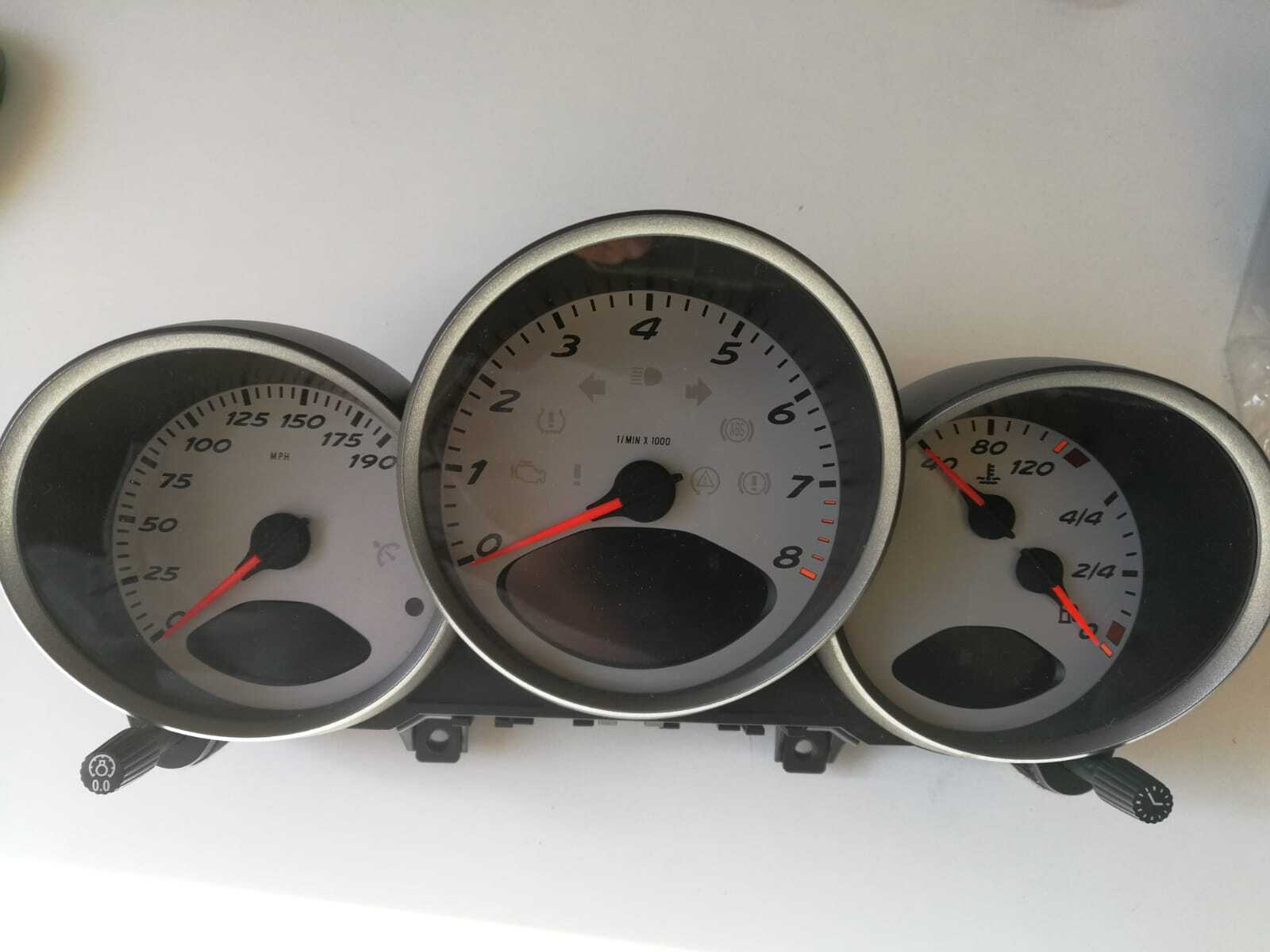 contagiri di auto d'epoca