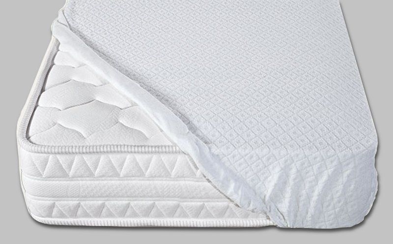 Coprimaterasso elasticizzato