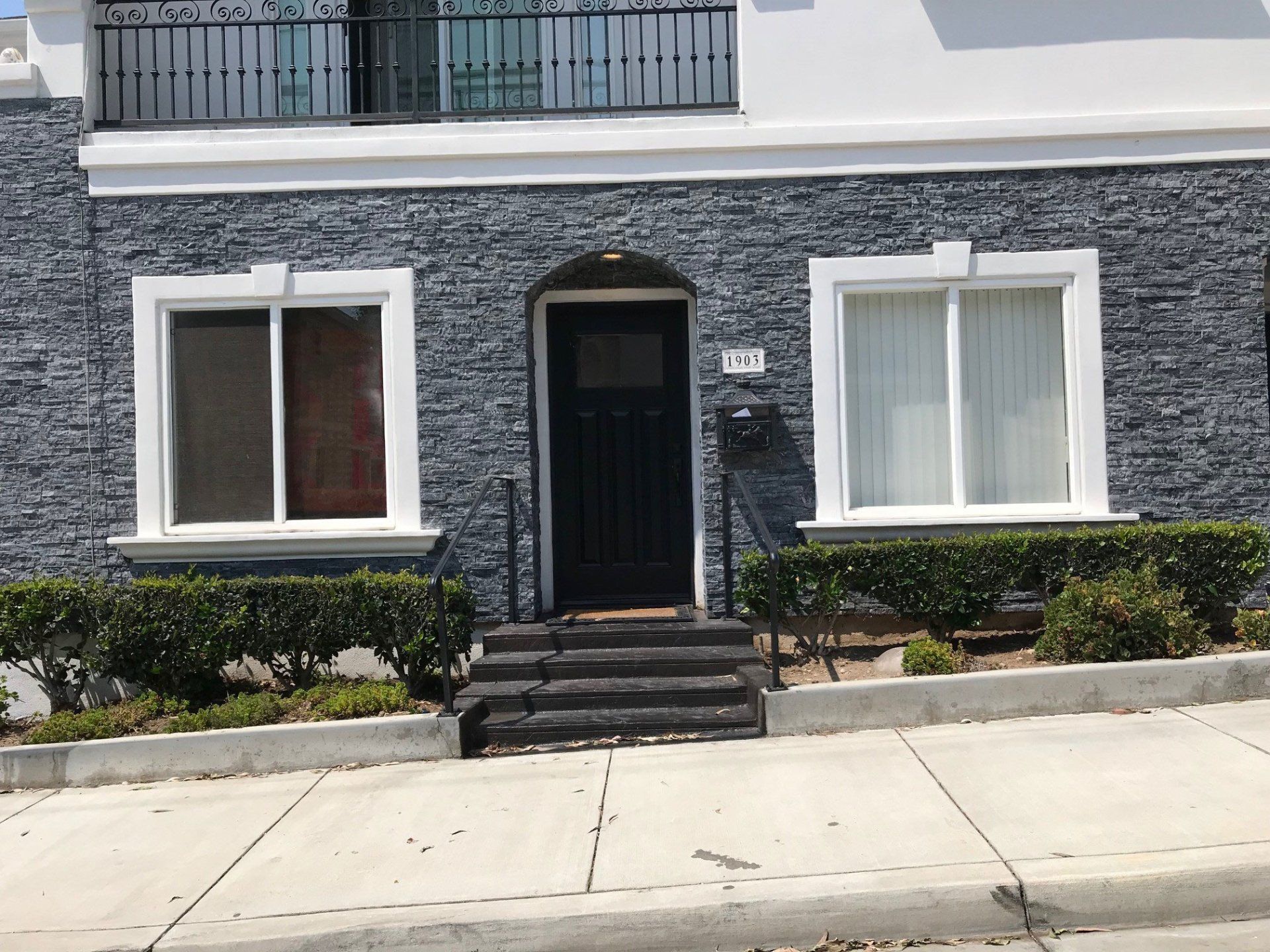 Front House — Riverside, CA — Vallin Bros Contractor