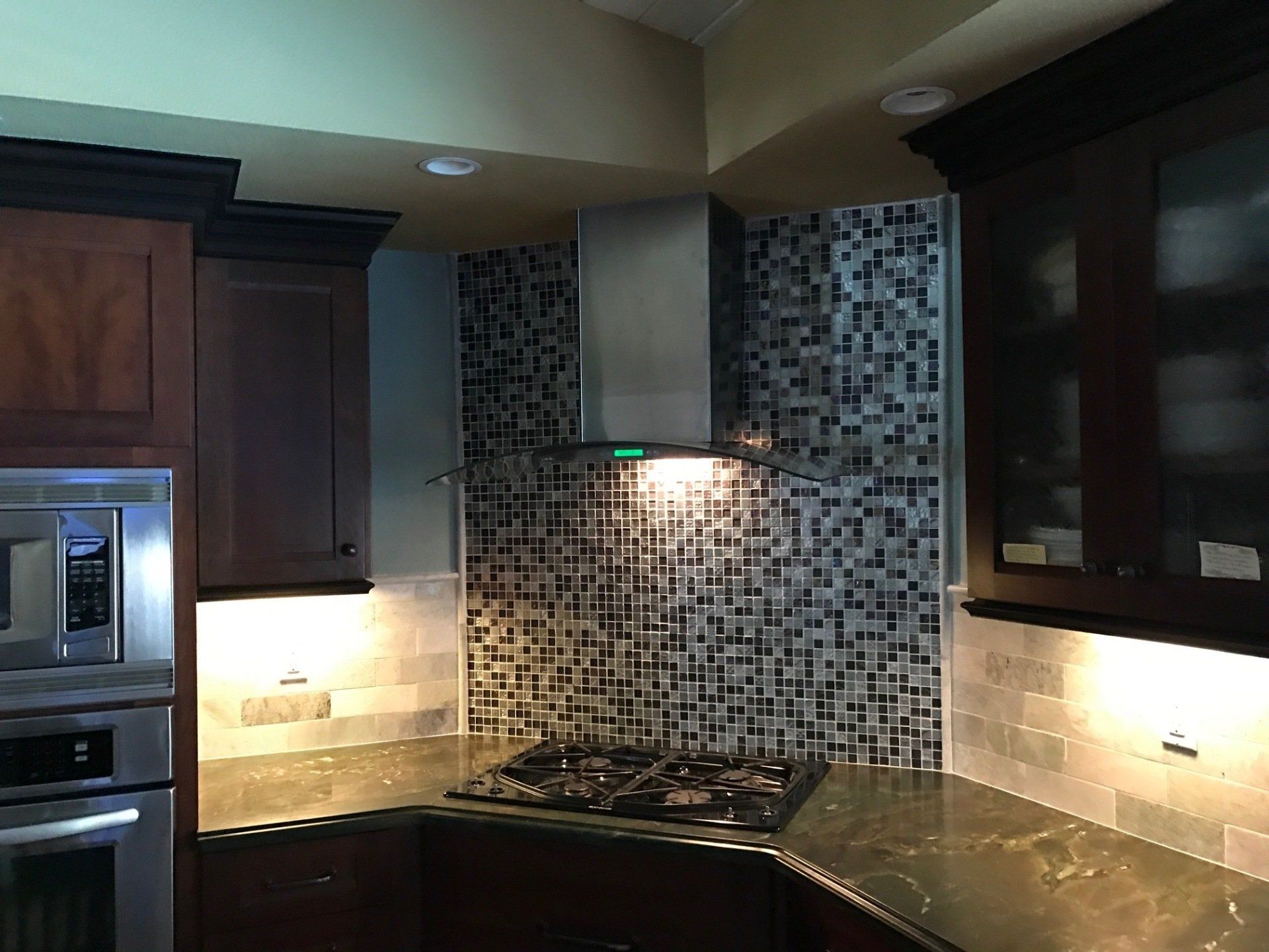 Luxury Kitchen Layout — Riverside, CA — Vallin Bros Contractors