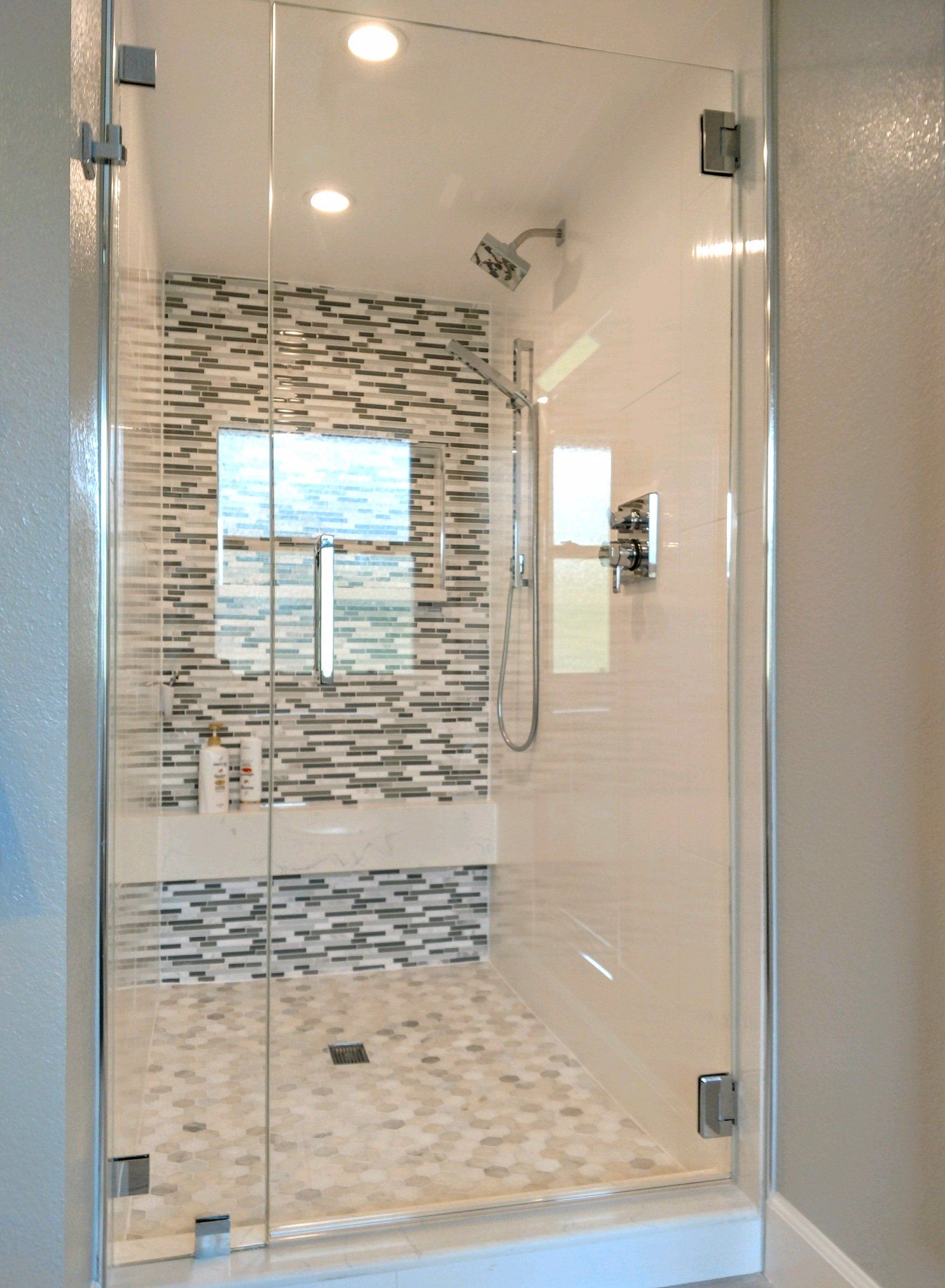 White And Textured Tile Wall — Riverside, CA — Vallin Bros Contractor