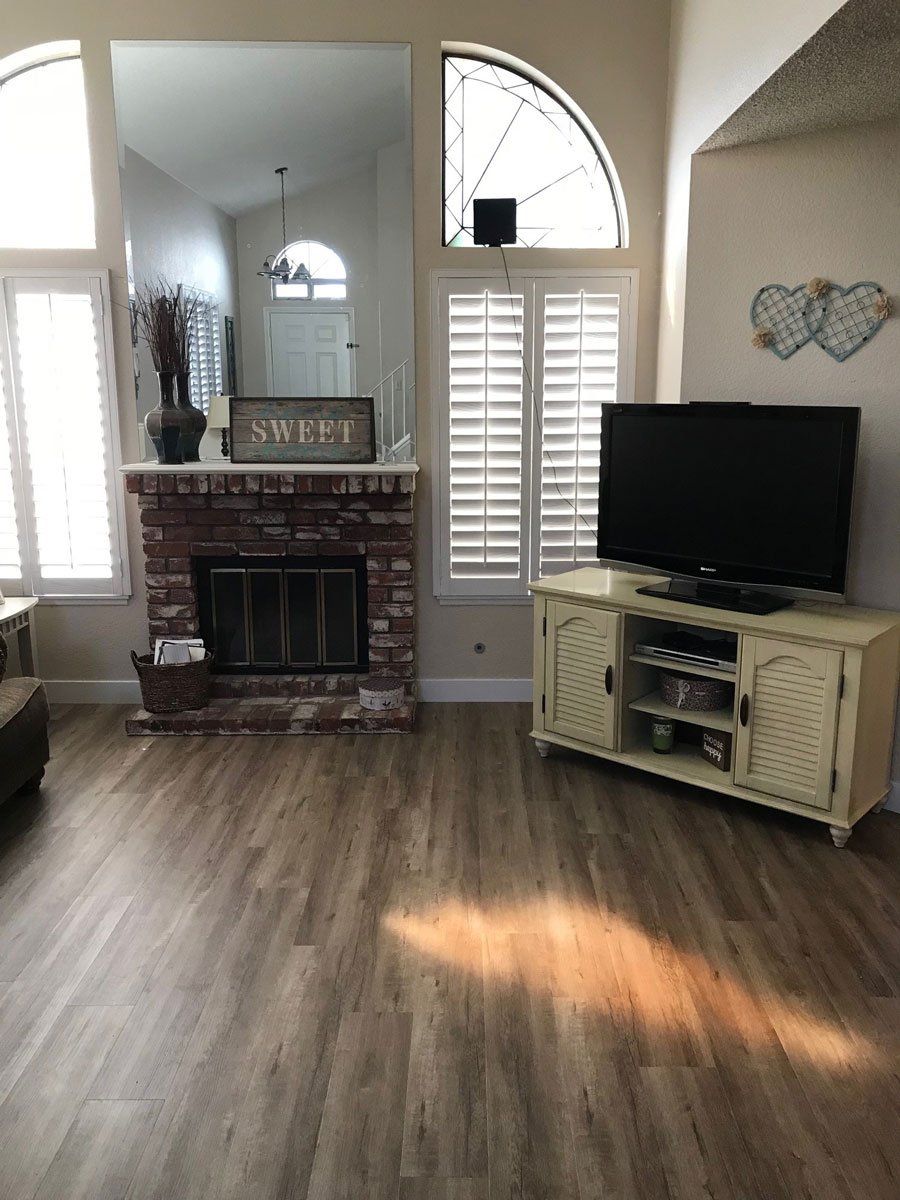Living Room with Vinyl Floor — Riverside, CA — Vallin Bros Contractors