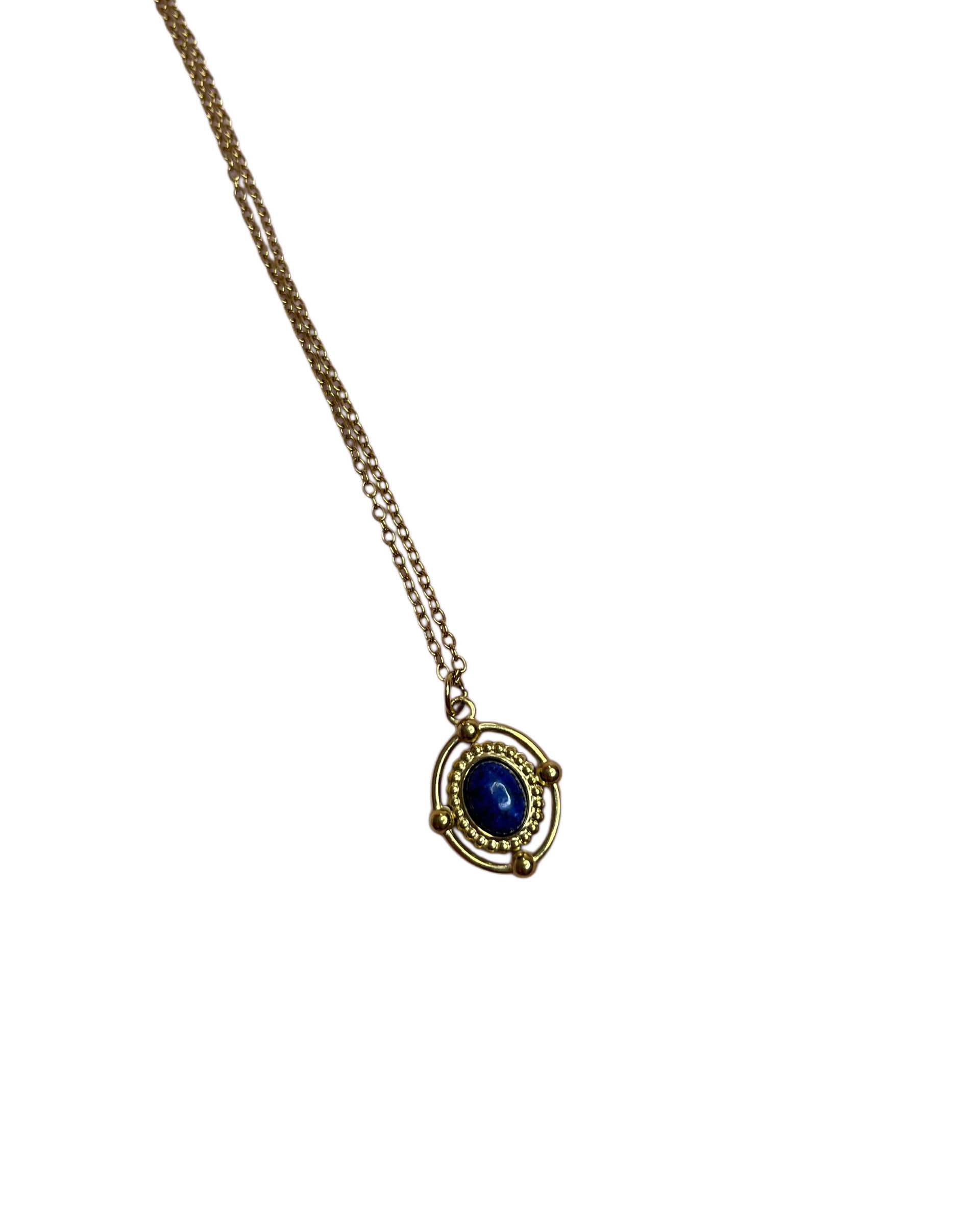 Ketting met natuursteen in goud en donkerblauw