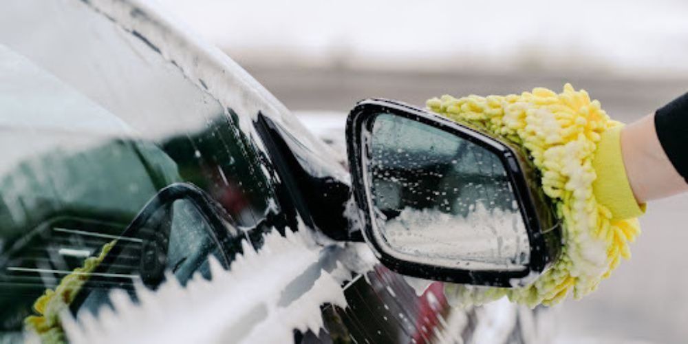 Common Auto Glass Cleaning Mistakes You Need to Know