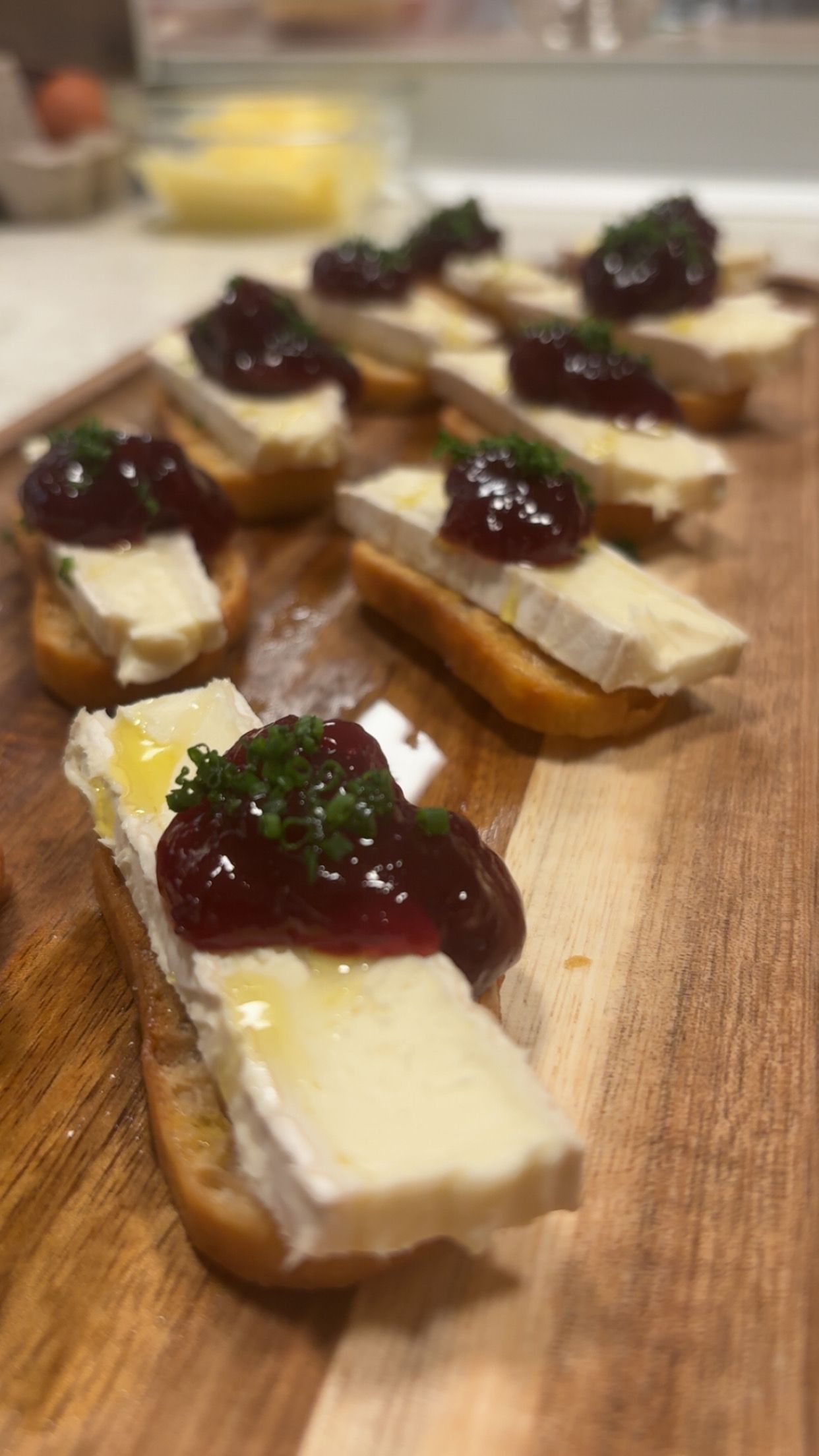 Aged Manchego & Fig Jam Crostini Appetizers