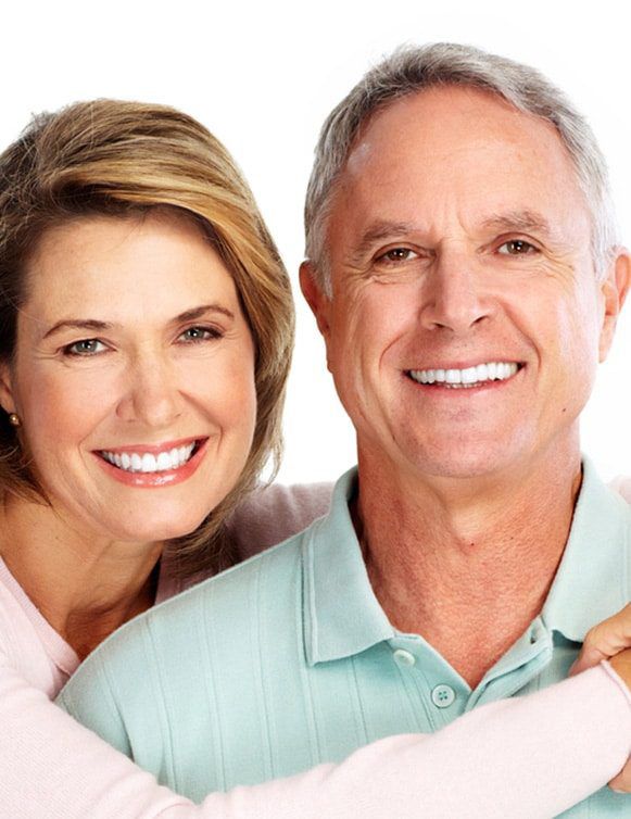 Happy Senior Couple Are Smiling —  Smiles on Hobart In Hobart TAS