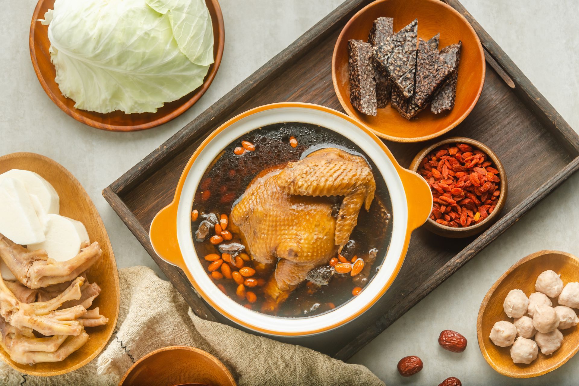 薑母鴨．養生湯