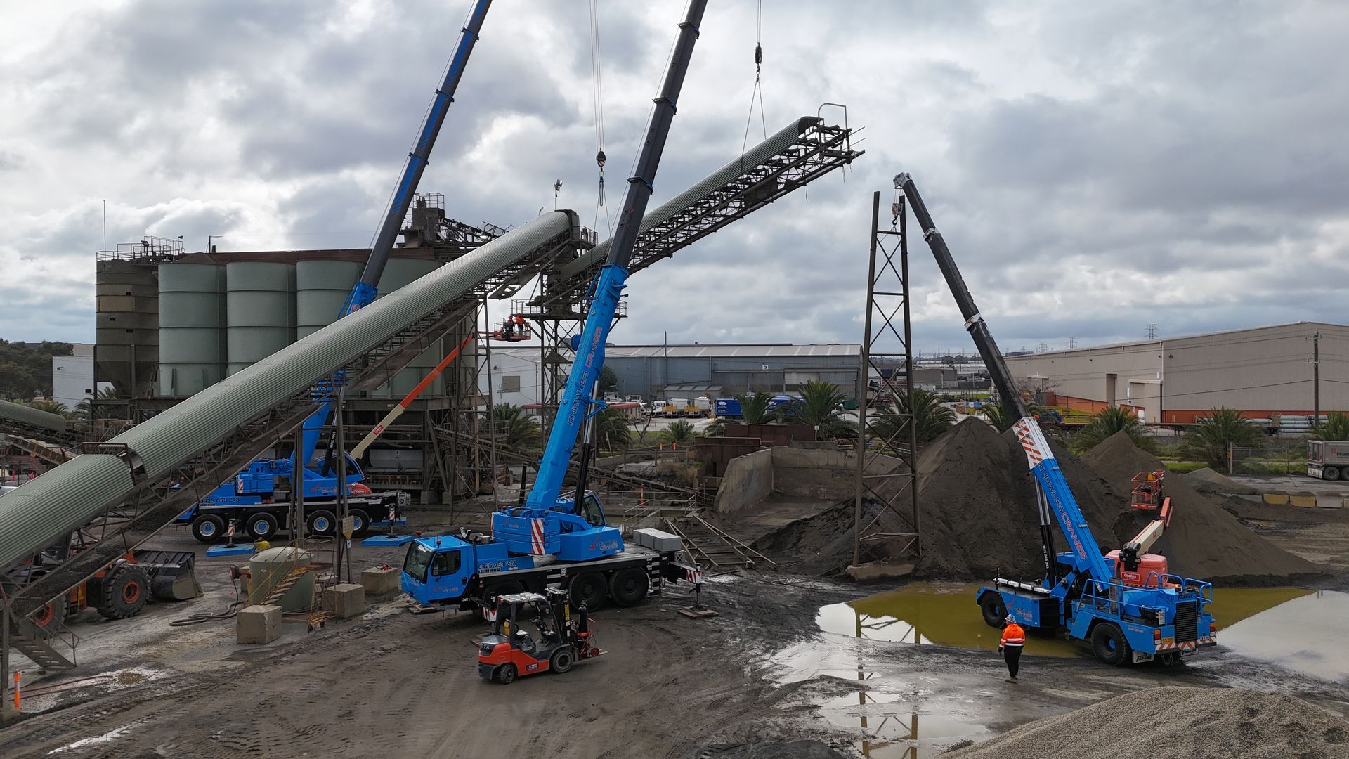 crane & rigging services