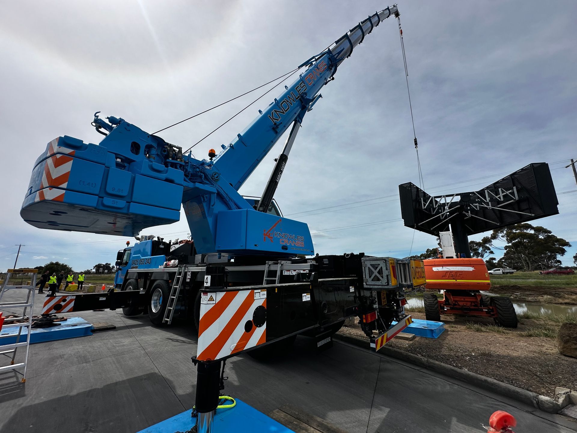 crane hire