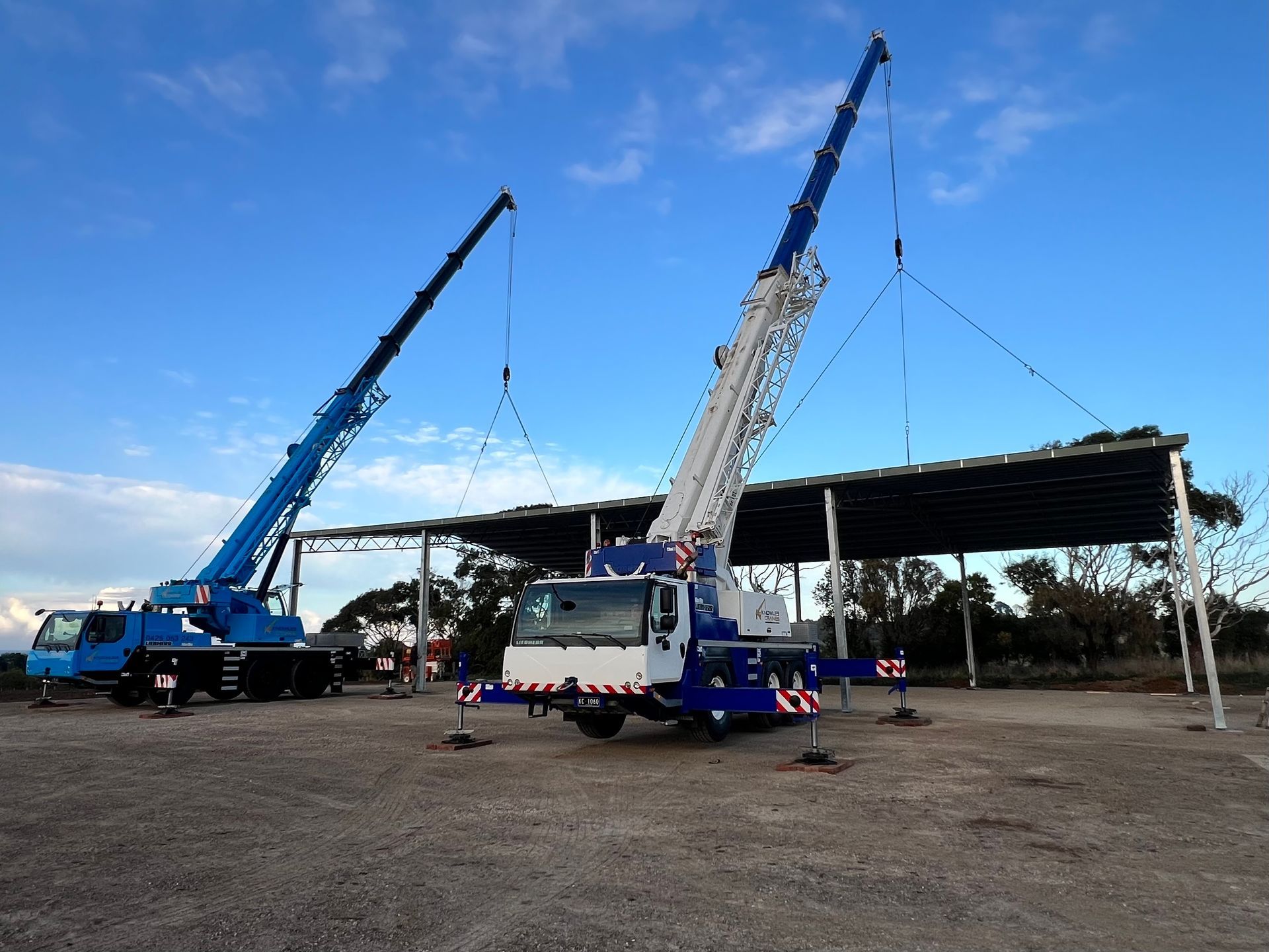 Crane with outriggers extended