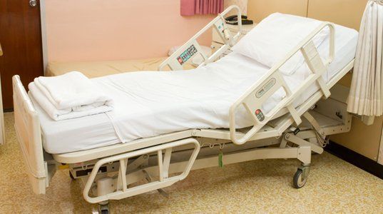 Buy Pre-Owned Hospital Bed - Delivery in Toronto for $949.50 - MedyMate  Canada
