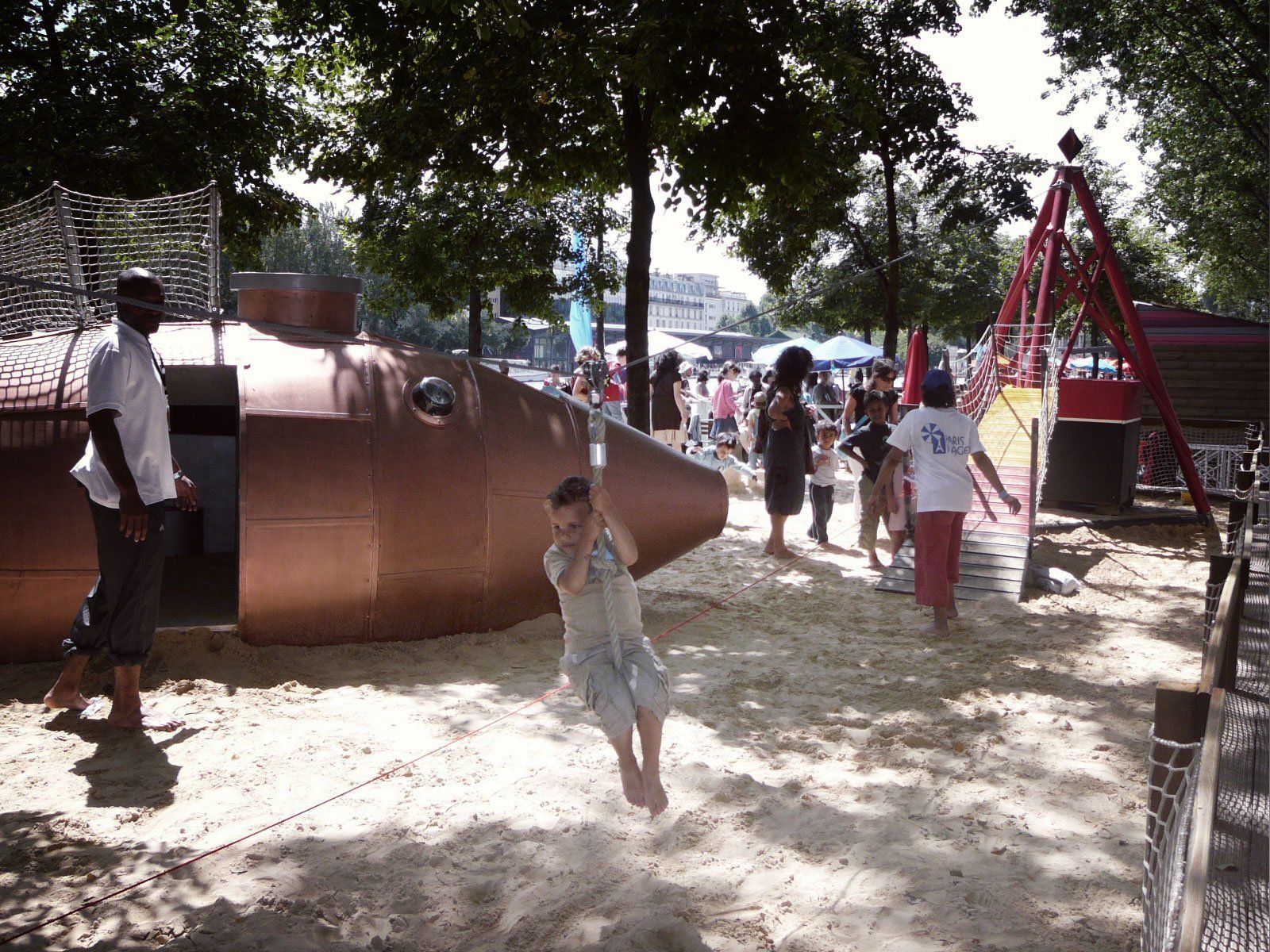Paris plage jeux enfant