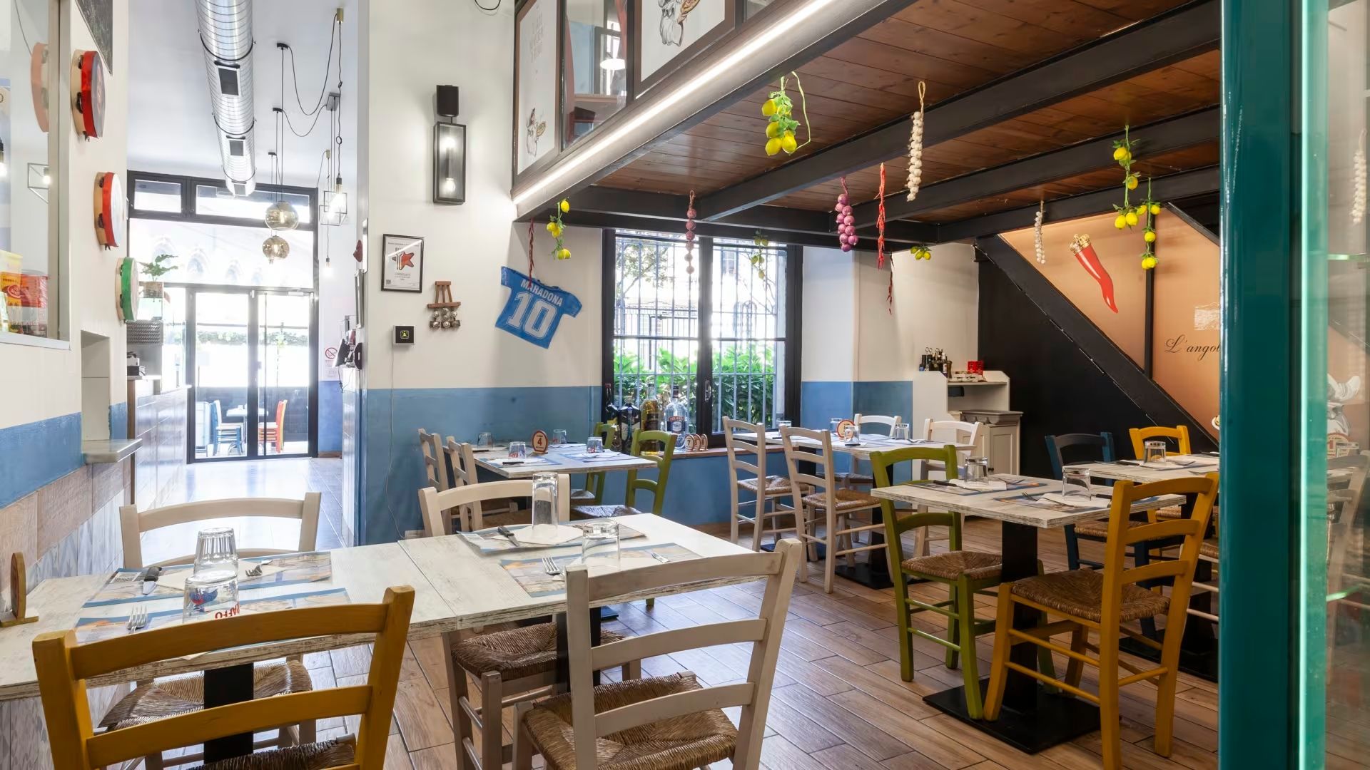 sala interna pizzeria